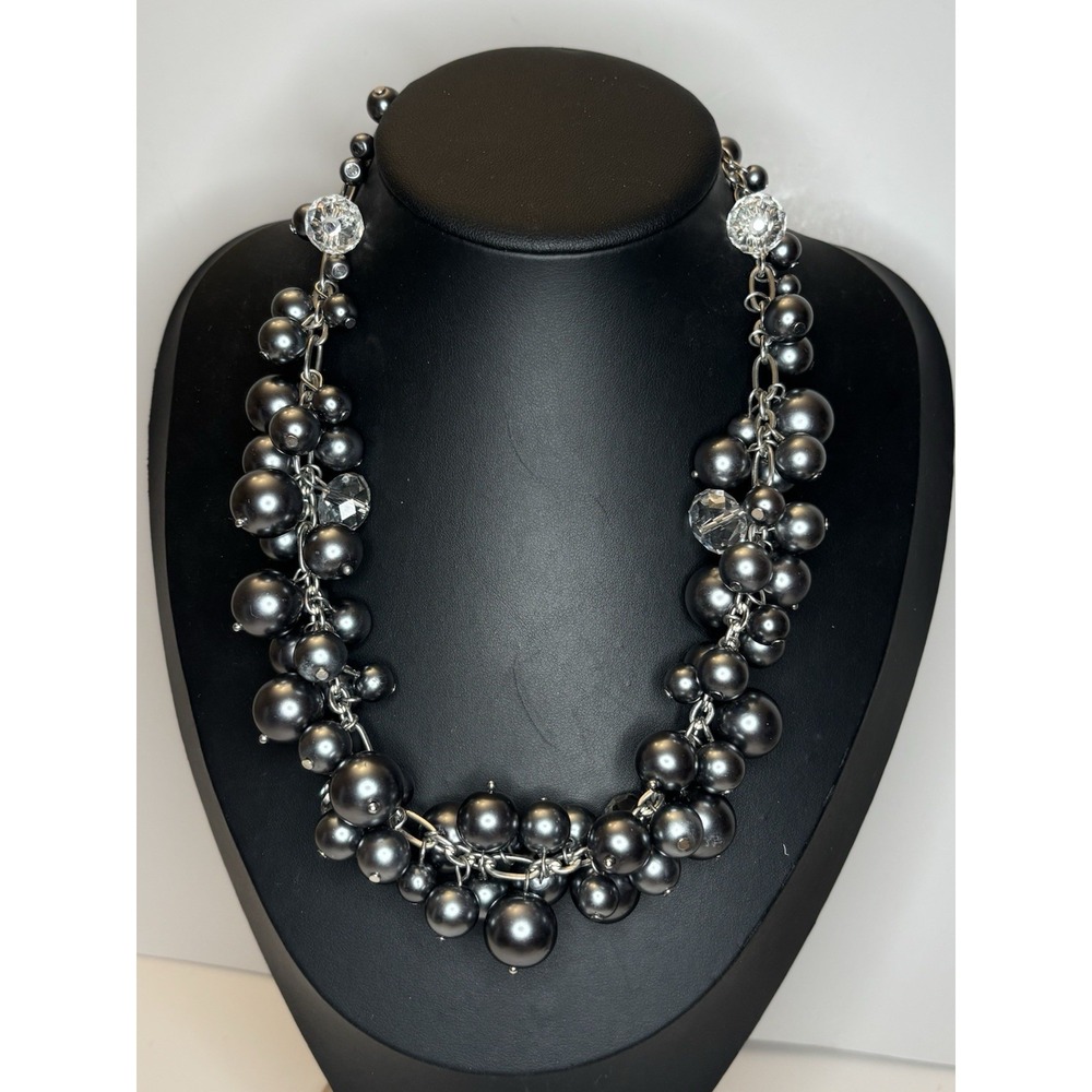 Y2K Gunmetal Gray Acrylic Faux Pearl Cluster Necklace 21.5" Heavy Statement